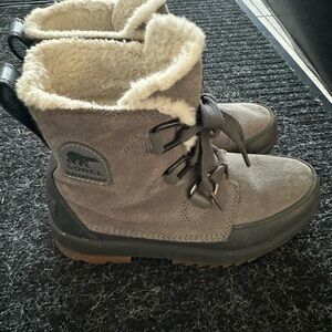 Sorel Gray Suede Faux-Shearling Lace-Up Winter Boots